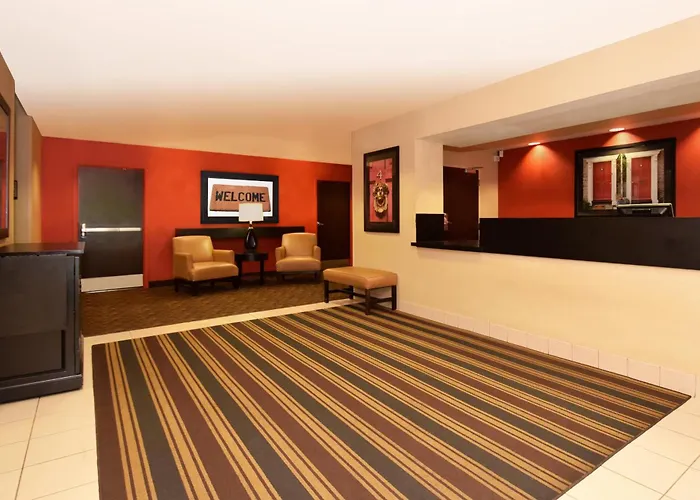 Extended Stay America Select Suites - Milwaukee - Wauwatosa